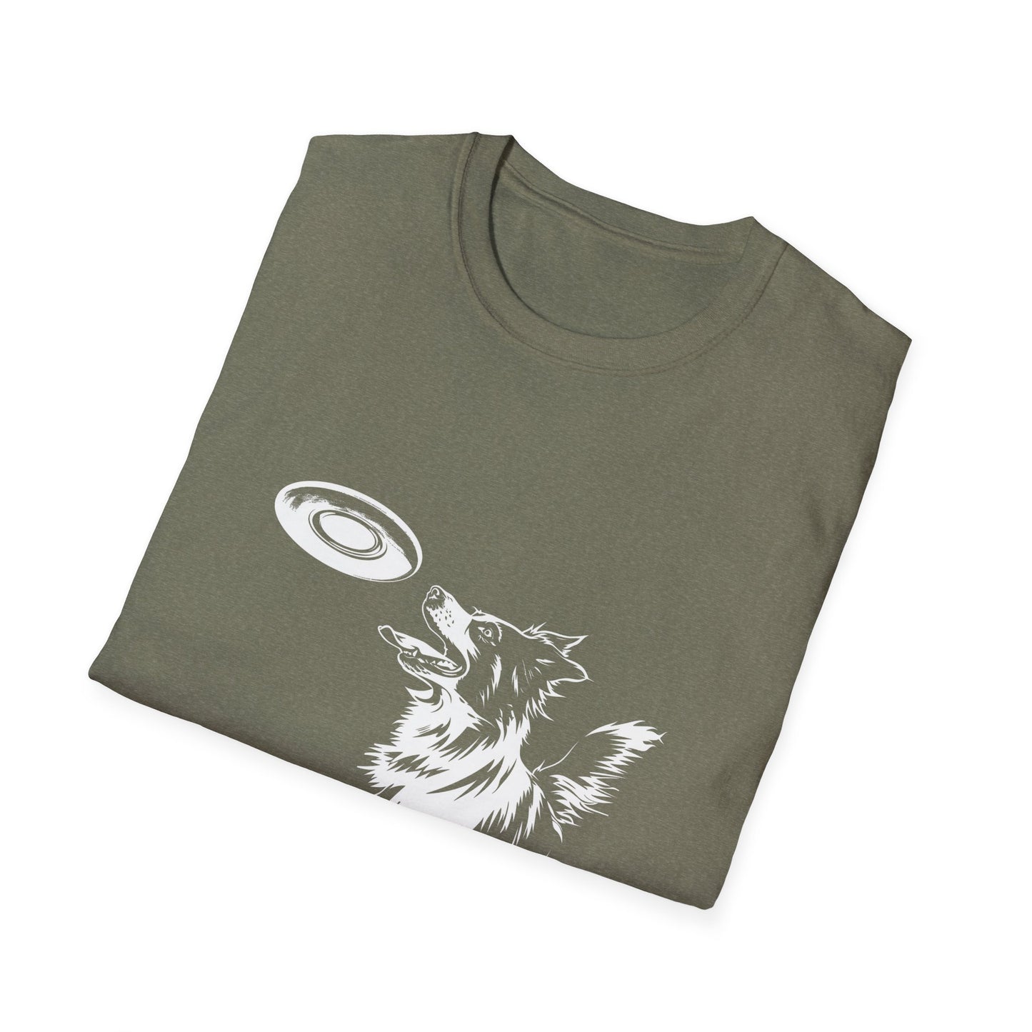 Border Collie with Frisbee Disc - Unisex Softstyle T-Shirt